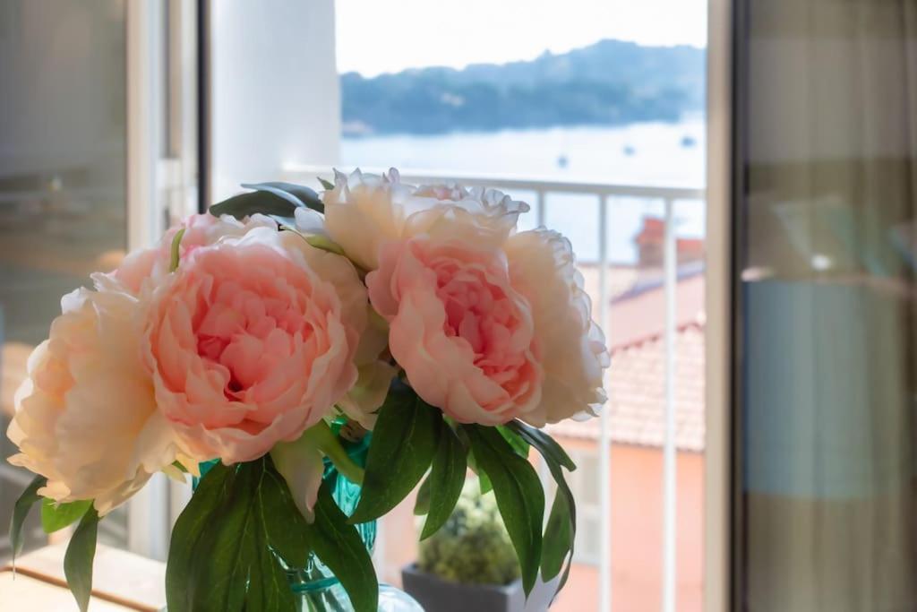 #40 Bright Sea View Suite For 6 2Mins Walk Port & Sea Villefranche-sur-Mer Exterior foto