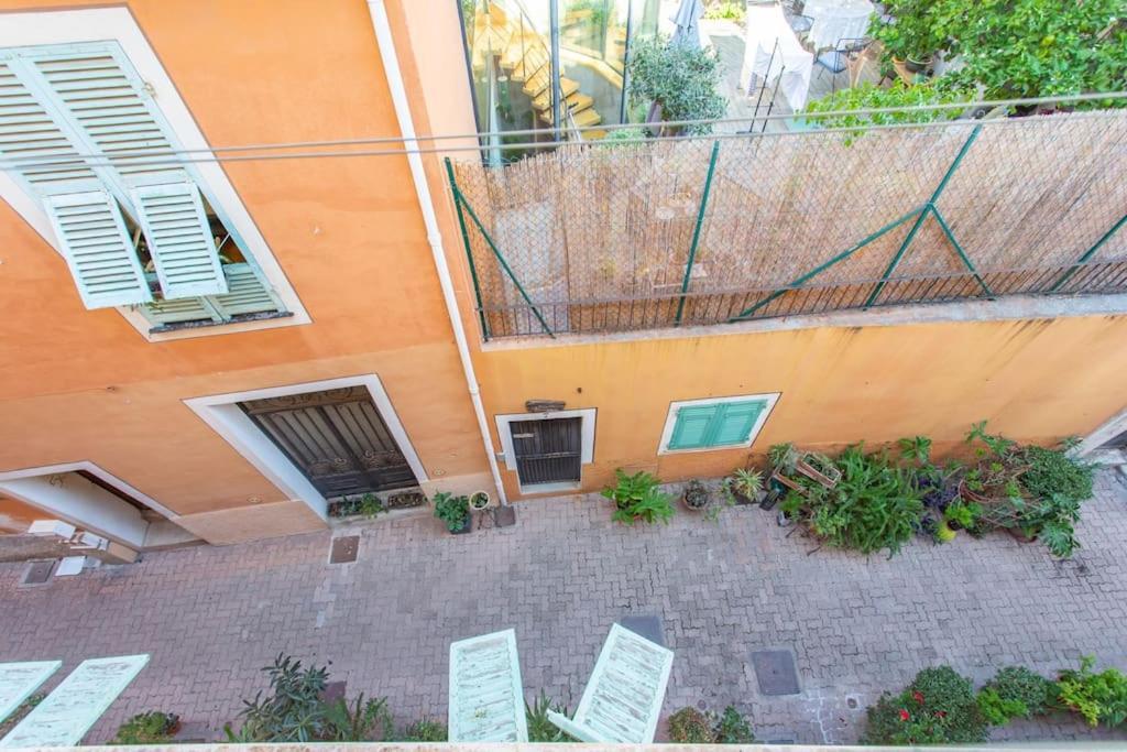 #40 Bright Sea View Suite For 6 2Mins Walk Port & Sea Villefranche-sur-Mer Exterior foto